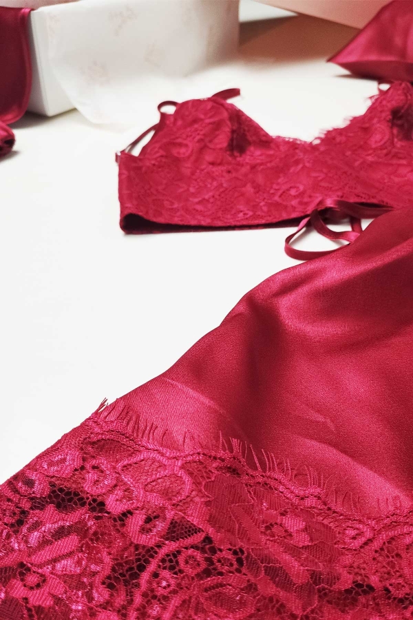 İpek Saten 8'li Çeyizlik Pijama Seti - Bordo Dantelli Sabahlık Gecelik Şort 8000MS - 8