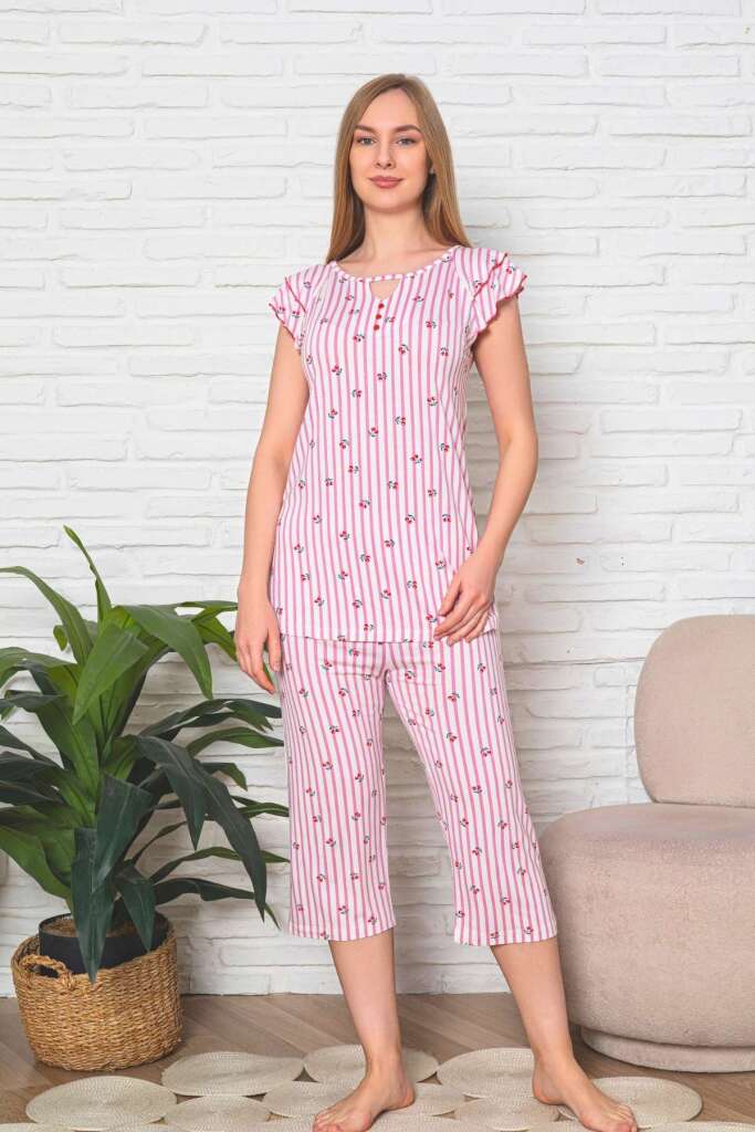 Desenli Kadın Pijama Takımı - Çizgili Kiraz Fırfırlı Kol Likralı Viskon Bermuda 2840B - 2