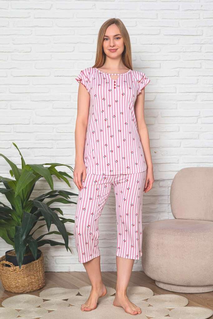 Desenli Kadın Pijama Takımı - Çizgili Kiraz Fırfırlı Kol Likralı Viskon Bermuda 2840B - 3
