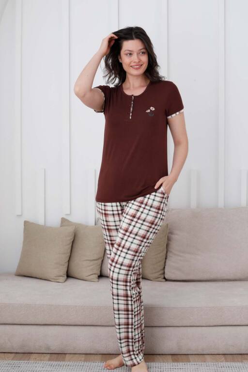 Ekoseli Kadın Pijama Takımı - Kahverengi Nakışlı Likralı Kısa Kollu 2834KY - Alimer (1)