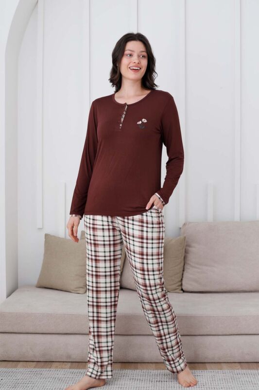 Ekoseli Kadın Pijama Takımı - Kahverengi Nakışlı Likralı Uzun Kollu 2834UY - 2