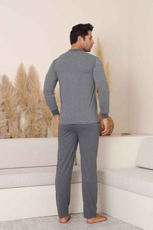 Erkek Pijama Takımı - Antrasit Çizgili Arma Nakışlı Likralı Uzun Kollu Penye 1219UY - 5