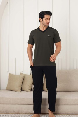 Erkek Pijama Takımı - Yeşil Arma Nakışlı Likralı V Yaka Kısa Kollu 1212KY - 1