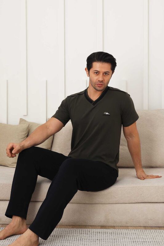 Erkek Pijama Takımı - Yeşil Arma Nakışlı Likralı V Yaka Kısa Kollu 1212KY - 3