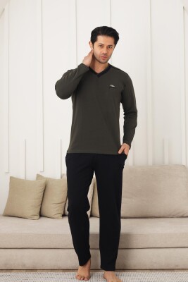 Erkek Pijama Takımı - Yeşil Arma Nakışlı Likralı V Yaka Uzun Kollu Penye 1212UY - 2