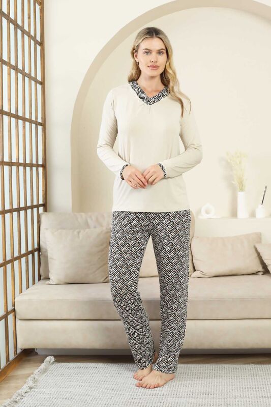 Etnik Desenli Kadın Pijama Takımı - Bej V Yaka Uzun Kollu Bambu Likralı 2866UY - 3