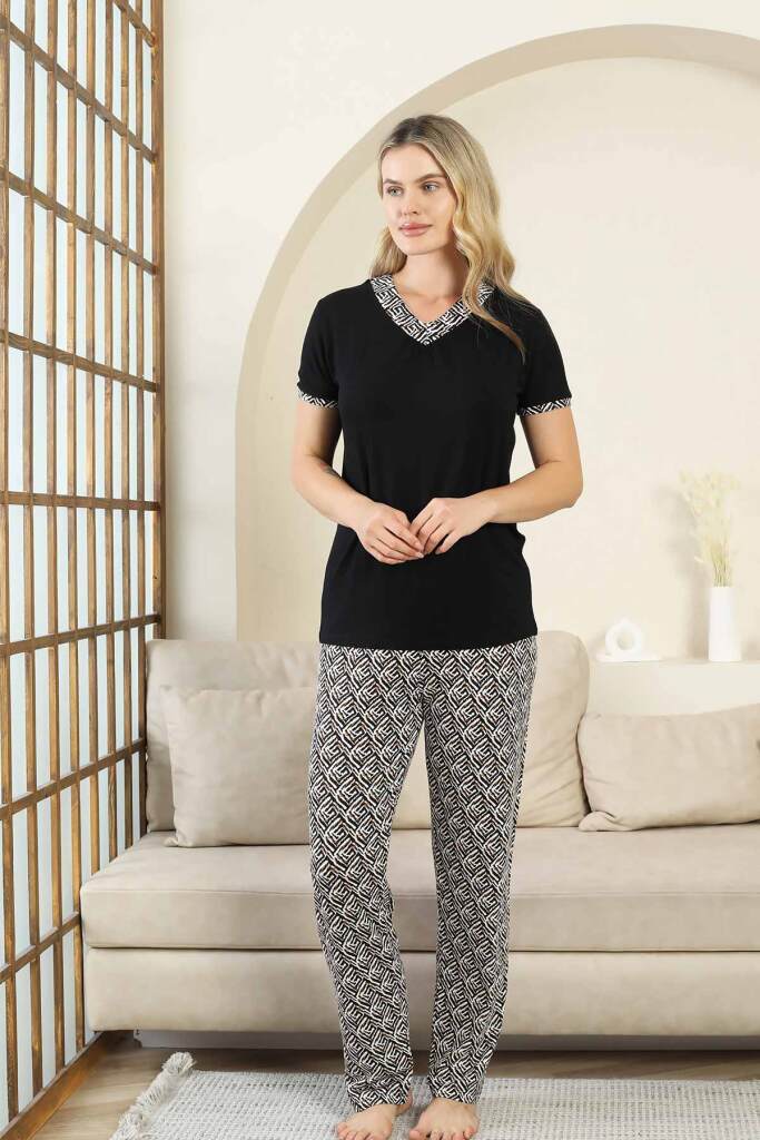 Etnik Desenli Kadın Pijama Takımı - Siyah V Yaka Kısa Kollu Bambu Likralı 2866KY - 1