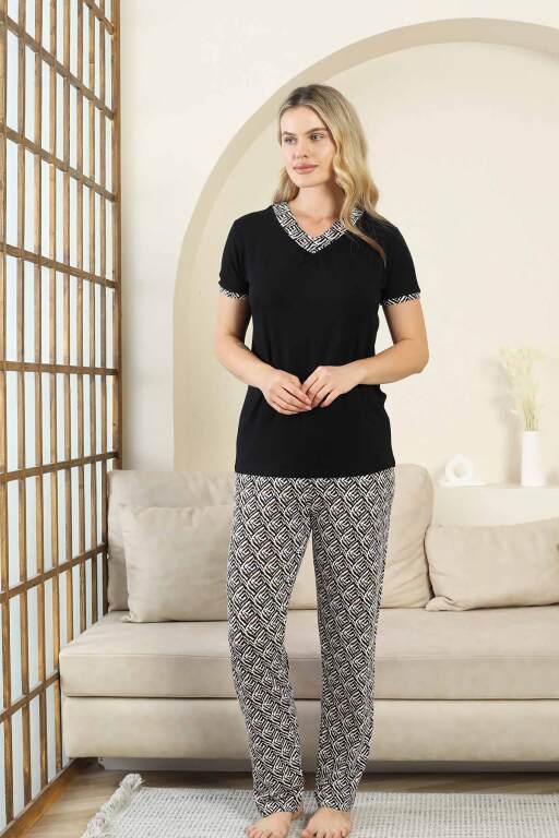 Etnik Desenli Kadın Pijama Takımı - Siyah V Yaka Kısa Kollu Bambu Likralı 2866KY - Alimer