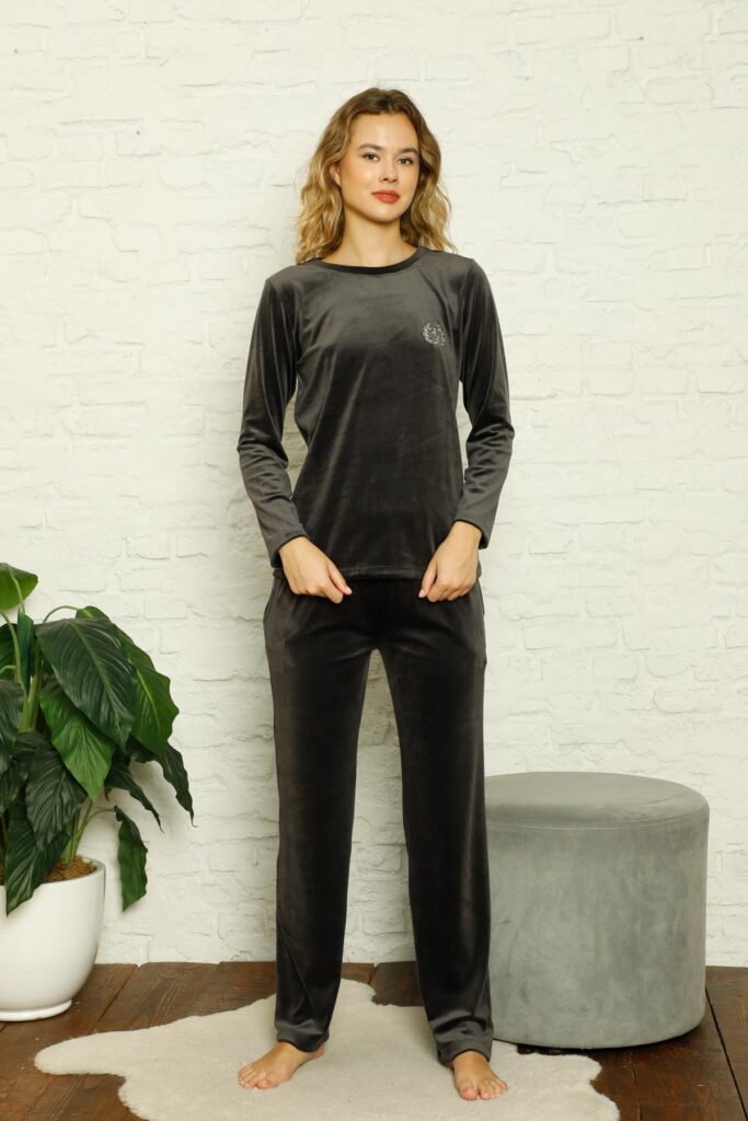 Kadife Kadın Pijama Takımı - Füme Nakış Desenli Cepli Süper Soft Kumaş 2598UK - 3