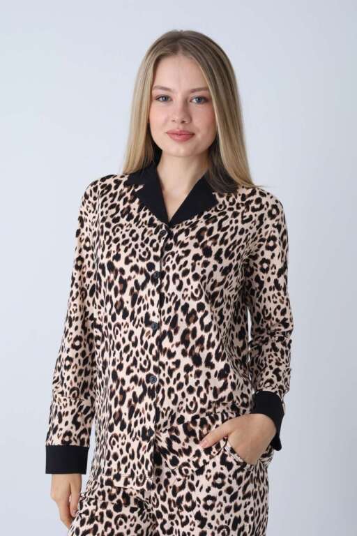 Kadın Pijama Takımı - Leopar Desenli Boydan Düğmeli % 100 Pamuk 2719UY - Alimer (1)
