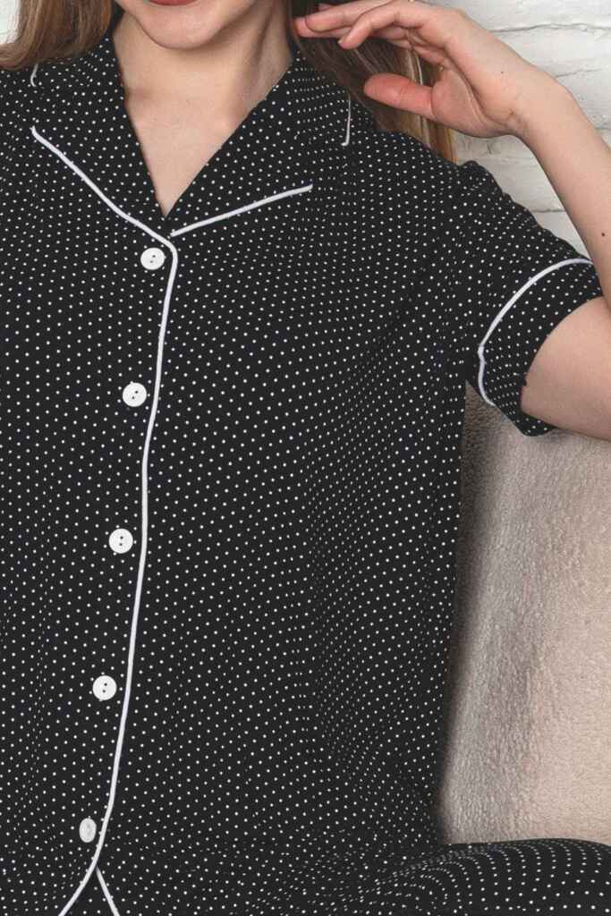Kadın Pijama Takımı - Siyah Puantiyeli Önden Düğmeli Kısa Kollu Likralı Viskon 2888KY - 2