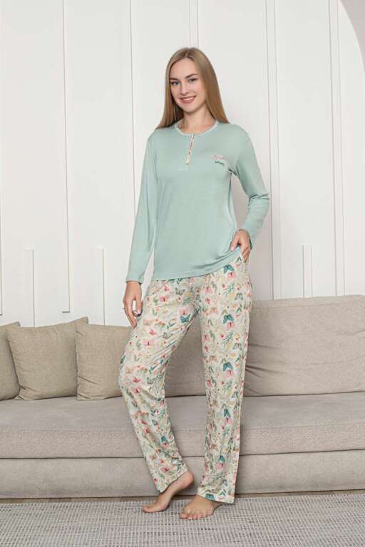 Kadın Pijama Takımı - Yeşil 3D Kelebek Desenli Uzun Kol Likralı Viskon 2876UY - 3