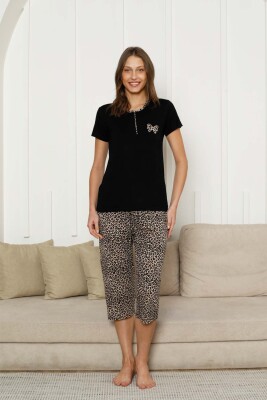 Leopar desenli Kadın Pijama Takımı - Fiyonk Nakışlı Kapri Likralı 2805B - 1