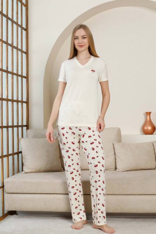 Mantar Desenli Kadın Pijama Takımı - Ekru V Yaka Likralı Viskon Kısa Kollu 2847KY - 3