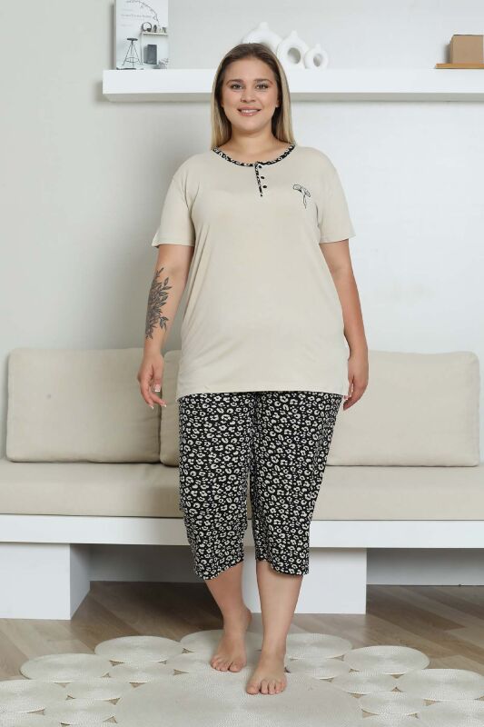 Nakışlı Kadın Pijama Takımı - Bej Büyük Beden Bermuda Kısa Kol Likralı Bambu Viskon 2857BB - 1