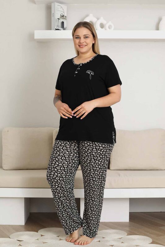 Nakışlı Kadın Pijama Takımı - Siyah Büyük Beden Kısa Kol Likralı Bambu Viskon 2857KYB - 2