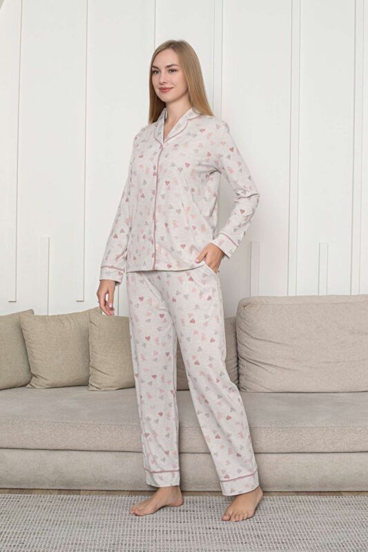 Önden Düğmeli Kadın Pijama Takımı - Bej Kalp Desenli Uzun Kol Likralı Rink Viskon 2868UY - 2
