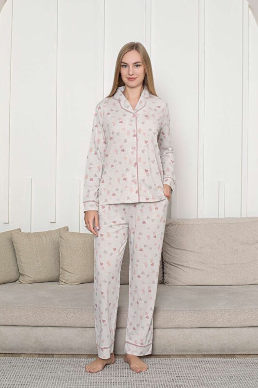 Önden Düğmeli Kadın Pijama Takımı - Bej Kalp Desenli Uzun Kol Likralı Rink Viskon 2868UY - 1