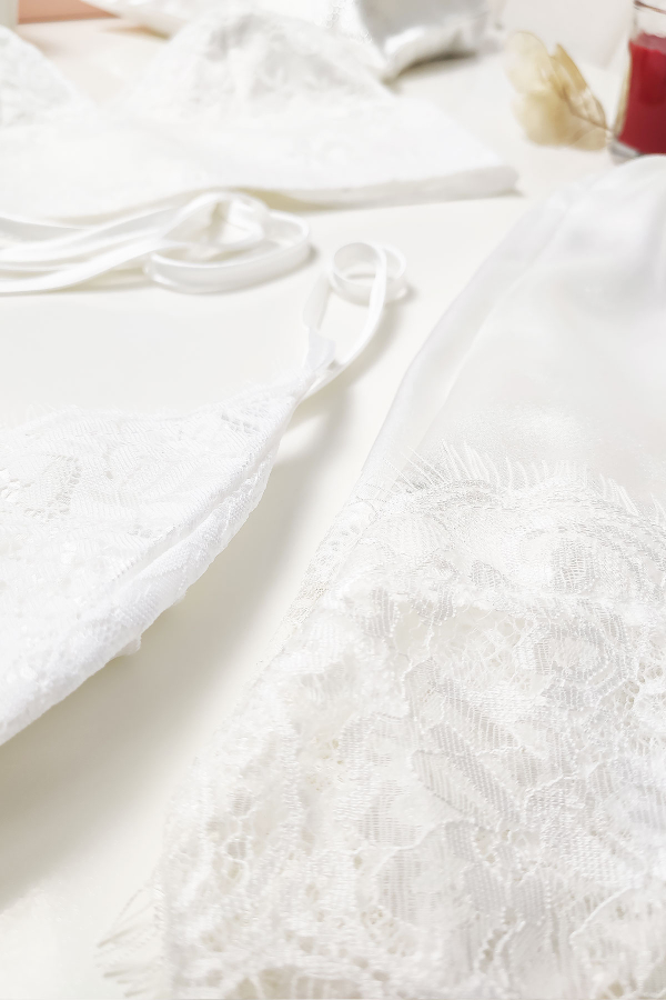 White Silk Saten 8 Pieces Bridal Set 8000MS - 3