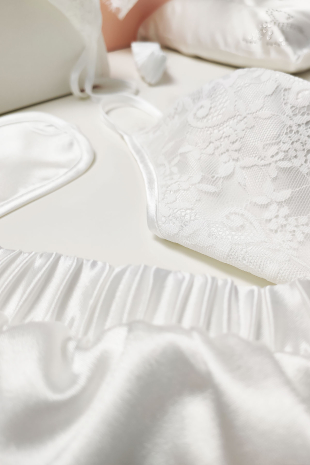 White Silk Saten 8 Pieces Bridal Set 8000MS - 12