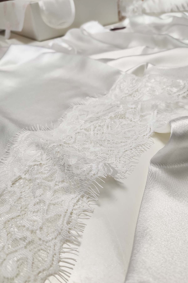 White Silk Saten 8 Pieces Bridal Set 8000MS - 9